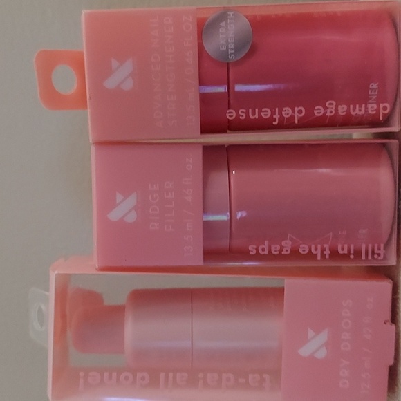 3 Pc Olive and June Dry Drops,Ridge Filler & Nail Strengthener NEW - Picture 1 of 2